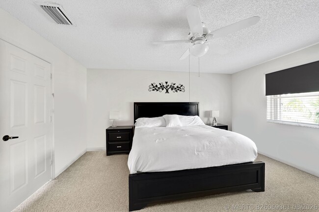 Building Photo - 1457 Banyan Way