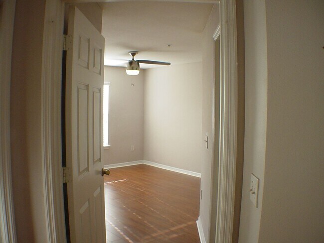 Building Photo - A small, gated community close to UNF, St....