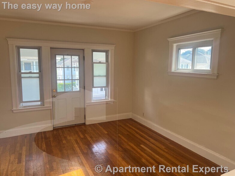 Building Photo - 73 Frederick Ave