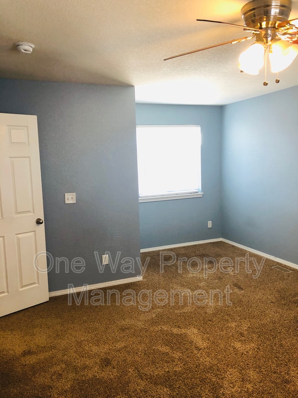 Building Photo - 2208 Merlot Ct