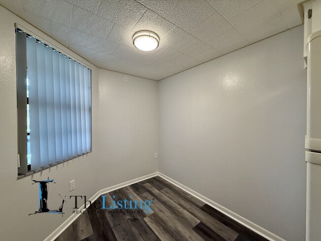 Building Photo - 2131 Ridge Rd