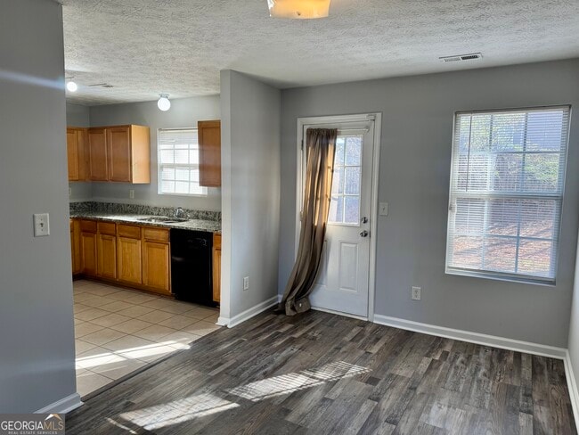 Building Photo - 5663 Windfall Ln