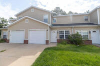 Building Photo - 5000 Derby Ridge Dr
