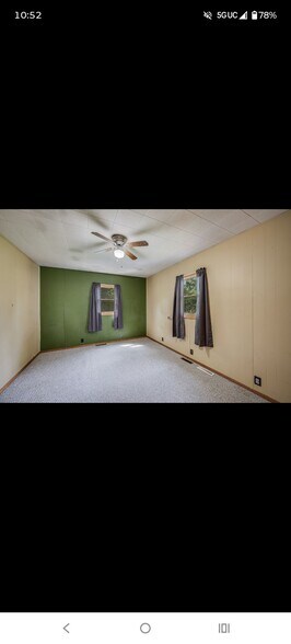 Building Photo - 104 Frank Ave NE