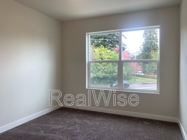 Building Photo - 1184 Fruitdale Dr