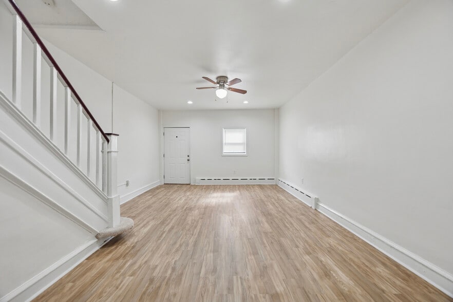 Building Photo - 6519 Allman St