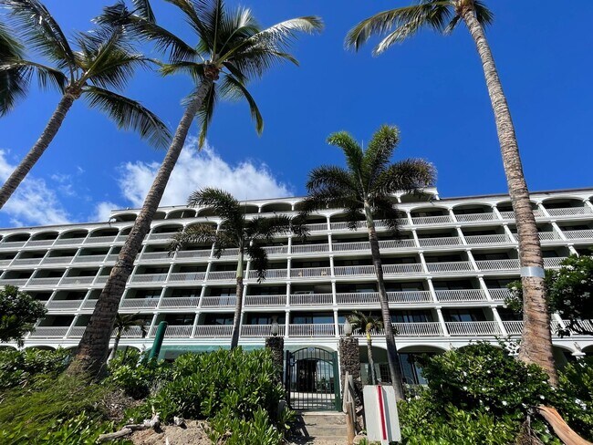 Building Photo - Lahaina Shores Furnished Studio Units Available Now!