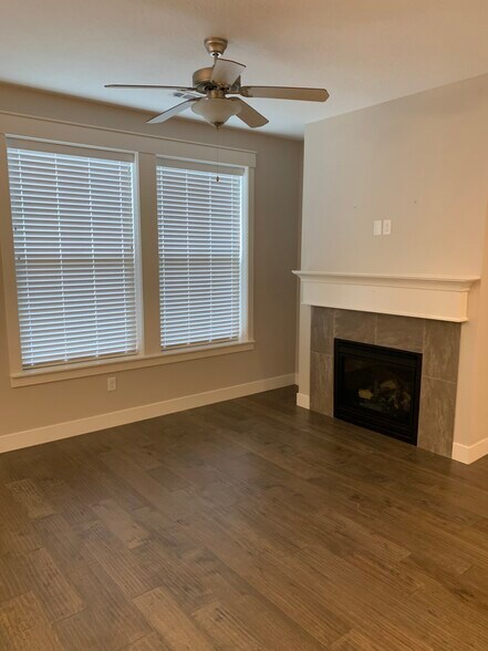 Building Photo - 10512 S Sandy Sage Way