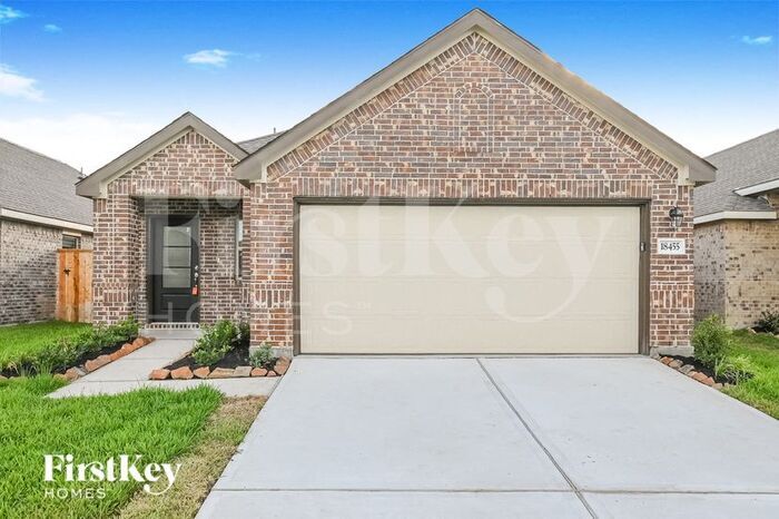 Primary Photo - 18455 Summit Ranch Dr