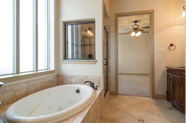 Building Photo - 1021 Taylor Dr