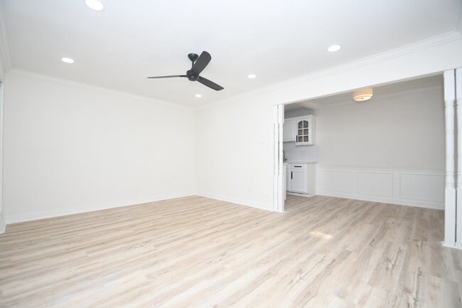 Building Photo - 800 Post Oak Blvd