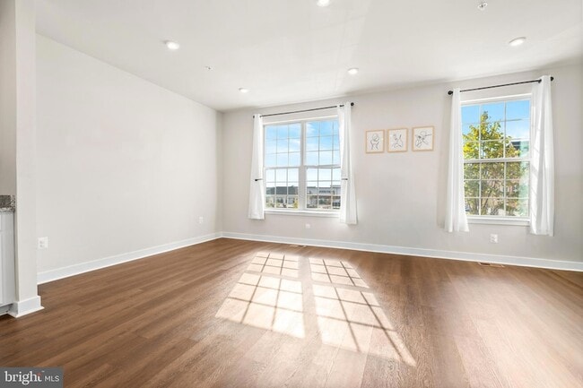 Building Photo - 14730 Spring Haven Ln