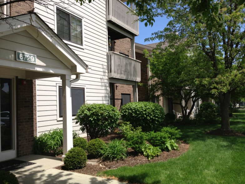 Building Photo - 6729 Meadow Creek Dr