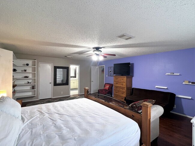 Building Photo - 7543 Prairie Lace