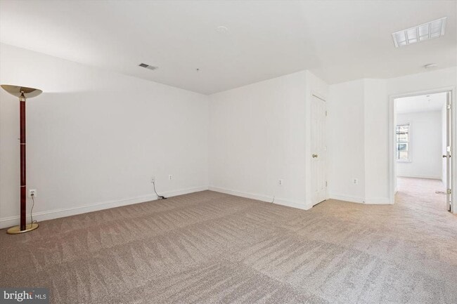 Building Photo - 502 Lawson Way