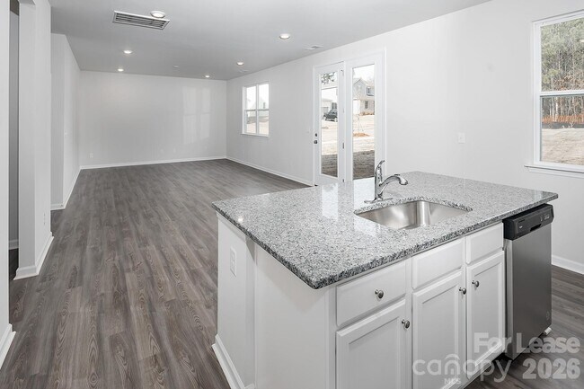 Building Photo - 1014 Hanover Crossing Dr