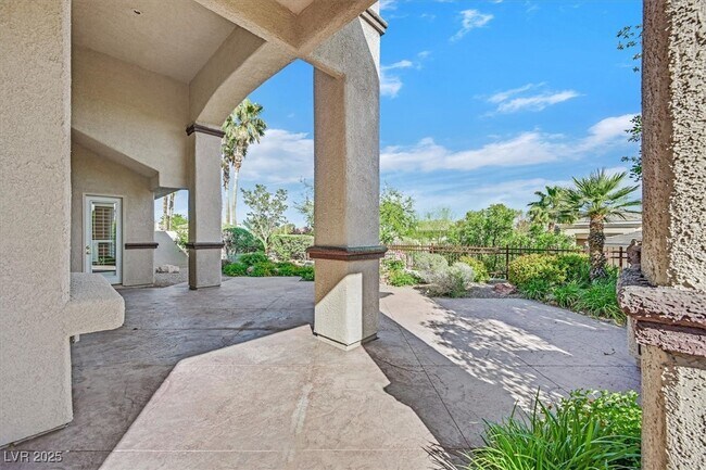 Building Photo - 532 Summer Mesa Dr