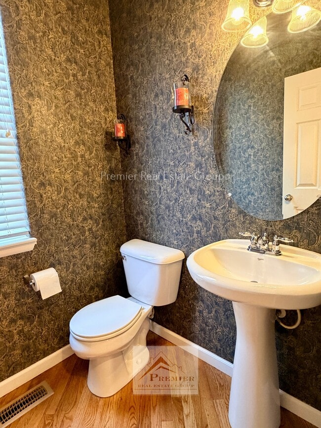 Building Photo - 3972 Diamond Ridge View