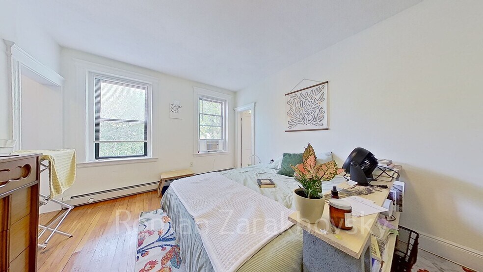 Building Photo - 74 Brainerd Rd