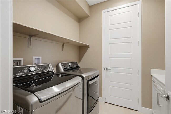 Building Photo - 11361 Gravitation Dr