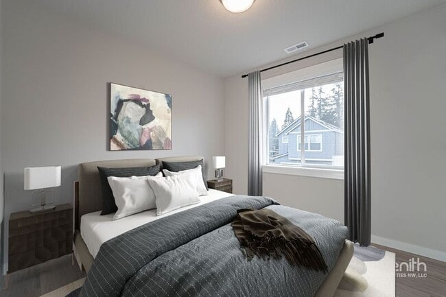 Building Photo - 4916 NE 2nd Ct