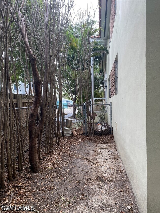 Building Photo - 795 84th St