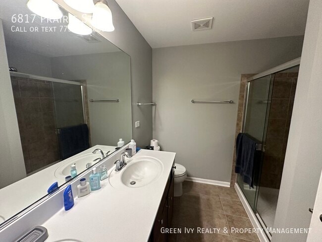 Building Photo - 6817 Prairie St