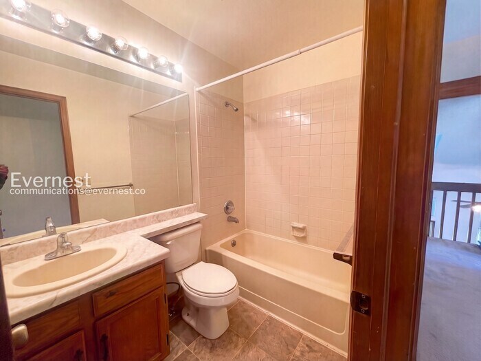 Building Photo - 4930 Sprangler Dr