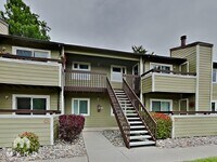 Building Photo - 530 E Patriot Blvd