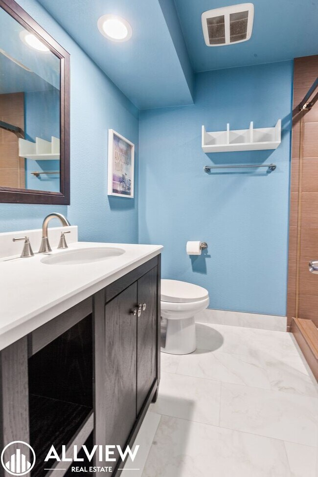 Building Photo - Beautifully Upgraded Home in Prime Mission Viejo Location