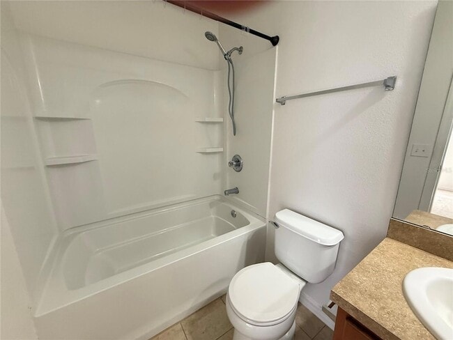 Building Photo - 5168 Regatta Dr