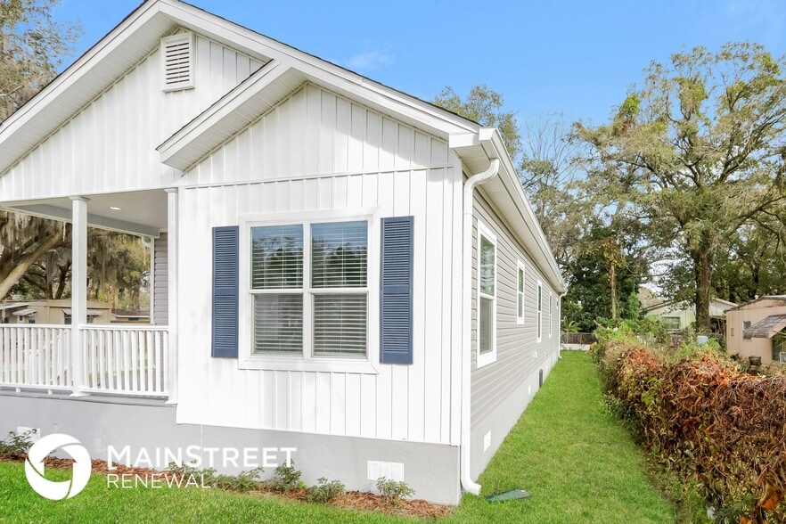 Building Photo - 5214 Timberlan St