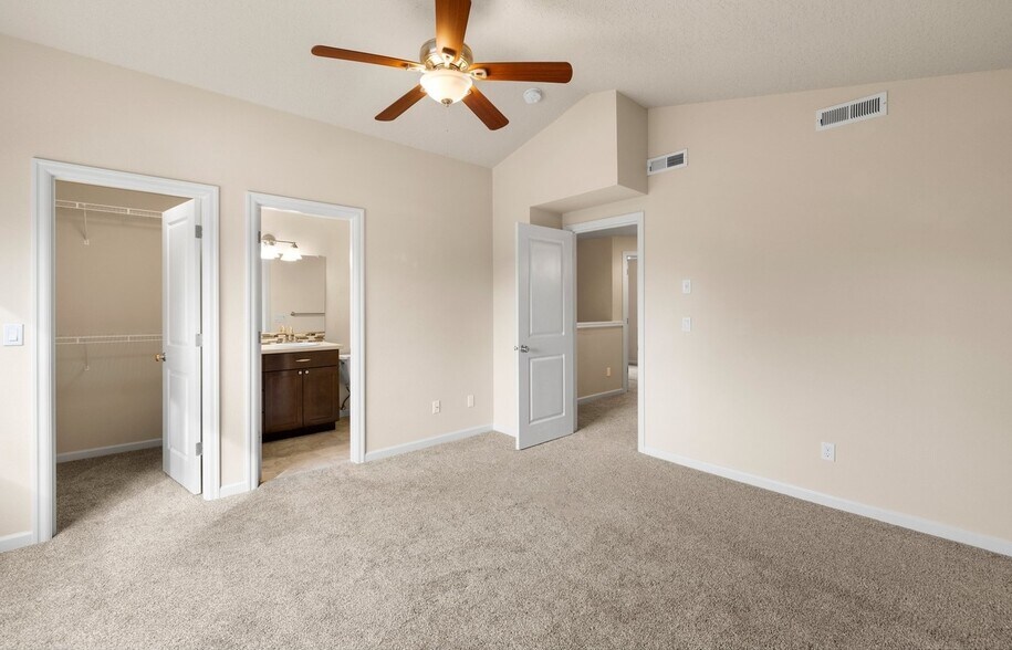 Building Photo - 16167 NW Ryegrass St