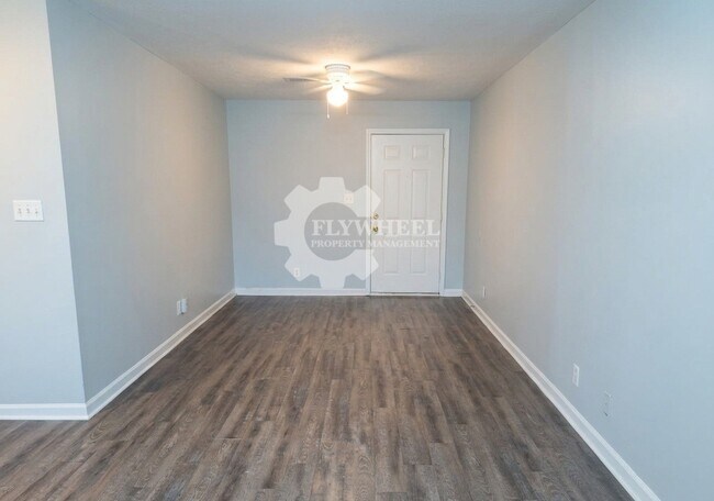 Building Photo - 128B N Poole St