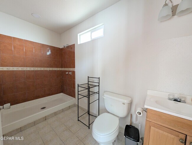 Building Photo - 5857 W Valley Cir