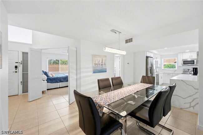 Building Photo - 4092 Belair Ln