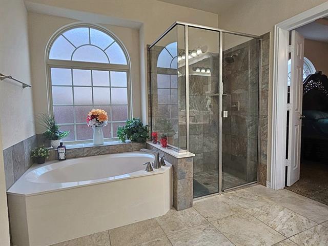 Building Photo - 9808 Milkweed Ln
