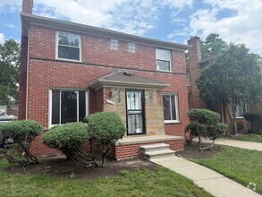Building Photo - COMING SOON!!  Charming Colonial 3 Bedroom
