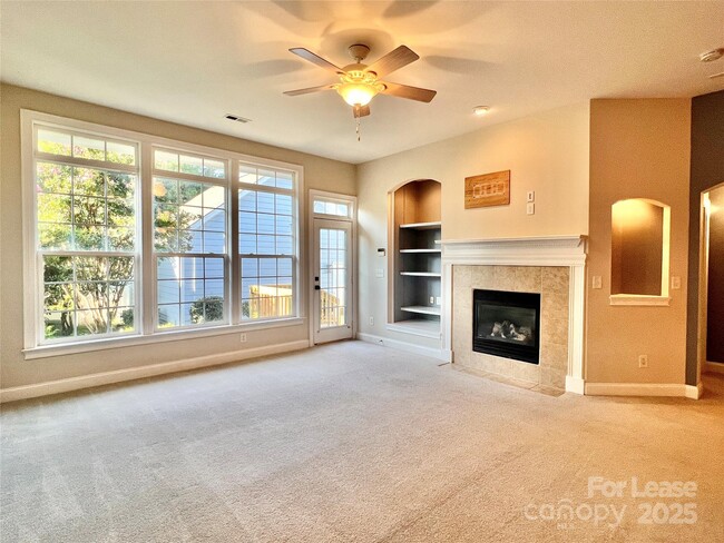 Building Photo - 1205 Gainsborough Dr
