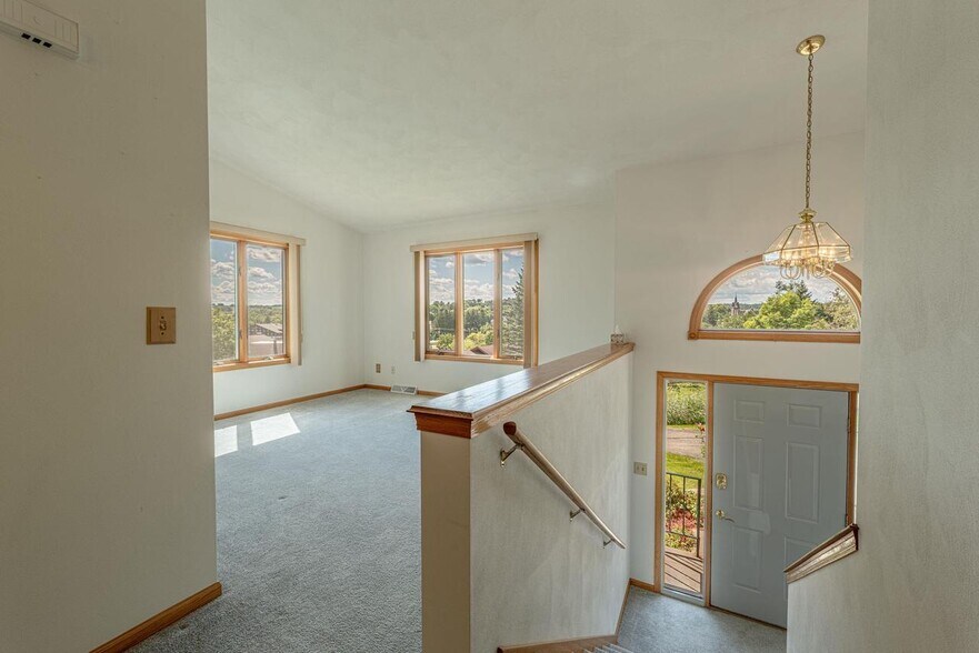 Living Room - 100 Grossenbacher Ln