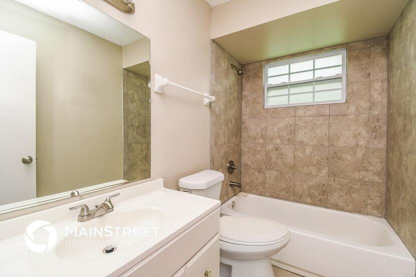 Building Photo - 1844 Hollars Pl