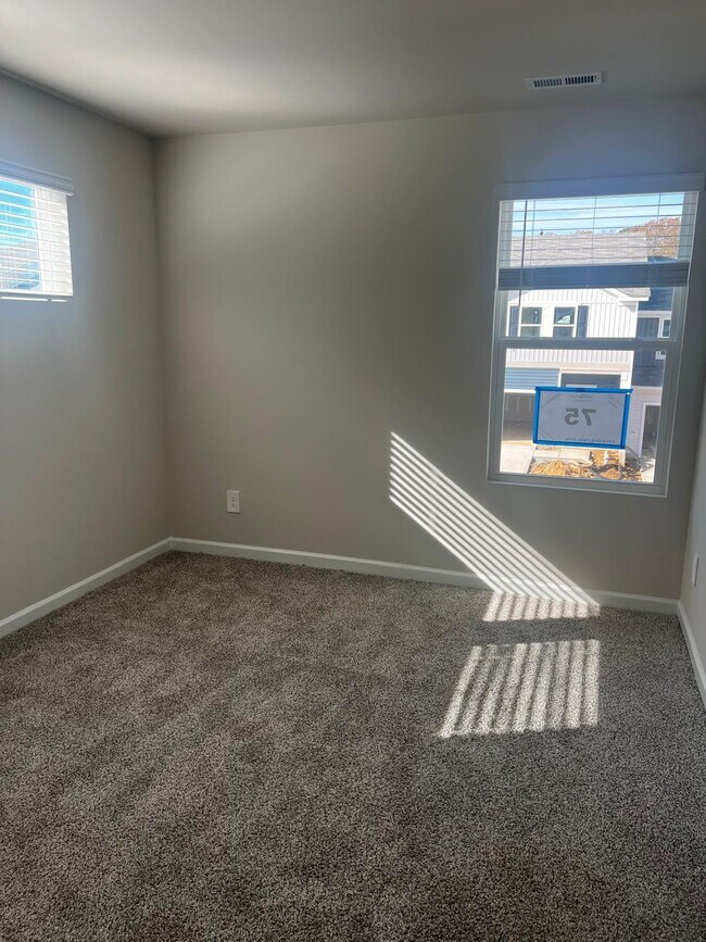 Building Photo - 1062 Winding Spg Dr