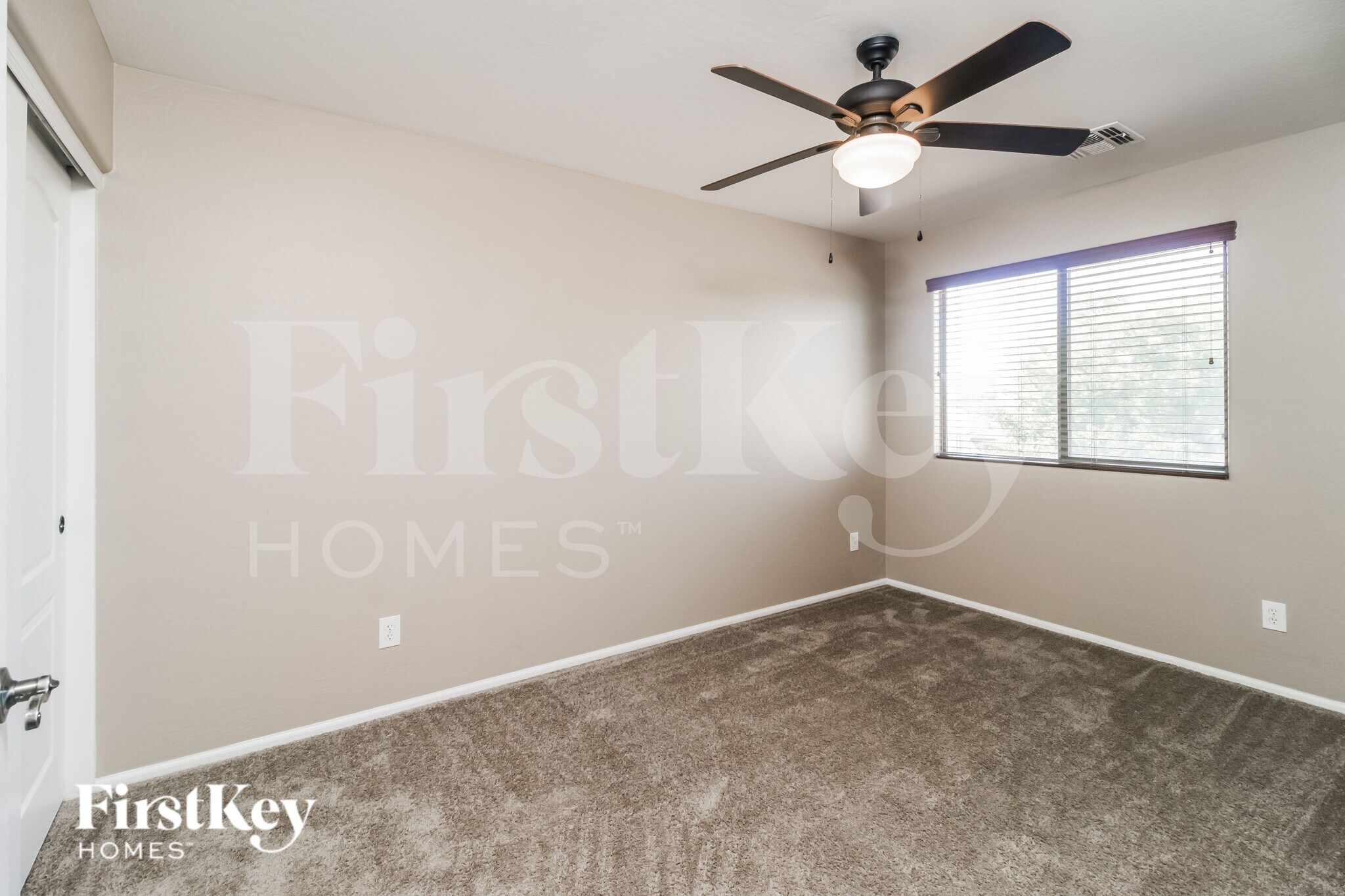 Building Photo - 40133 W Sanders Way