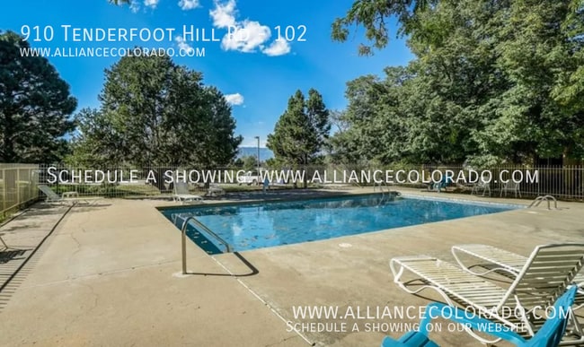 Building Photo - 910 Tenderfoot Hill Rd