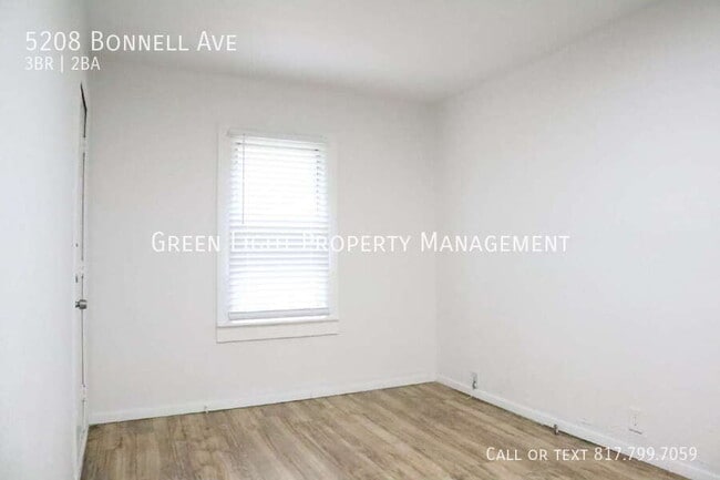 Building Photo - 5208 Bonnell Ave