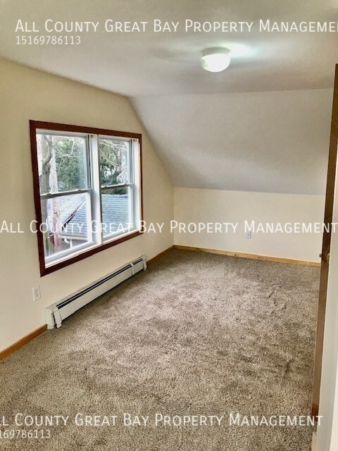 Building Photo - 121 Rose Dr