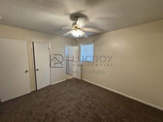 Building Photo - 3203 Harle St