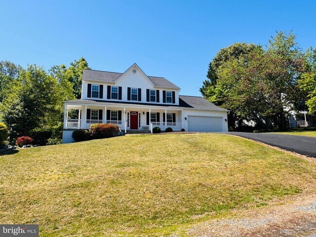 Building Photo - 5 Averil Ct