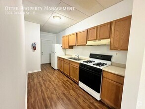 Building Photo - Gorgeous 2BR/1BA Norristown Apt Close to S...