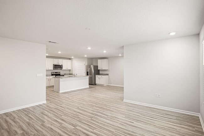 Building Photo - 924 Sandbar Loop